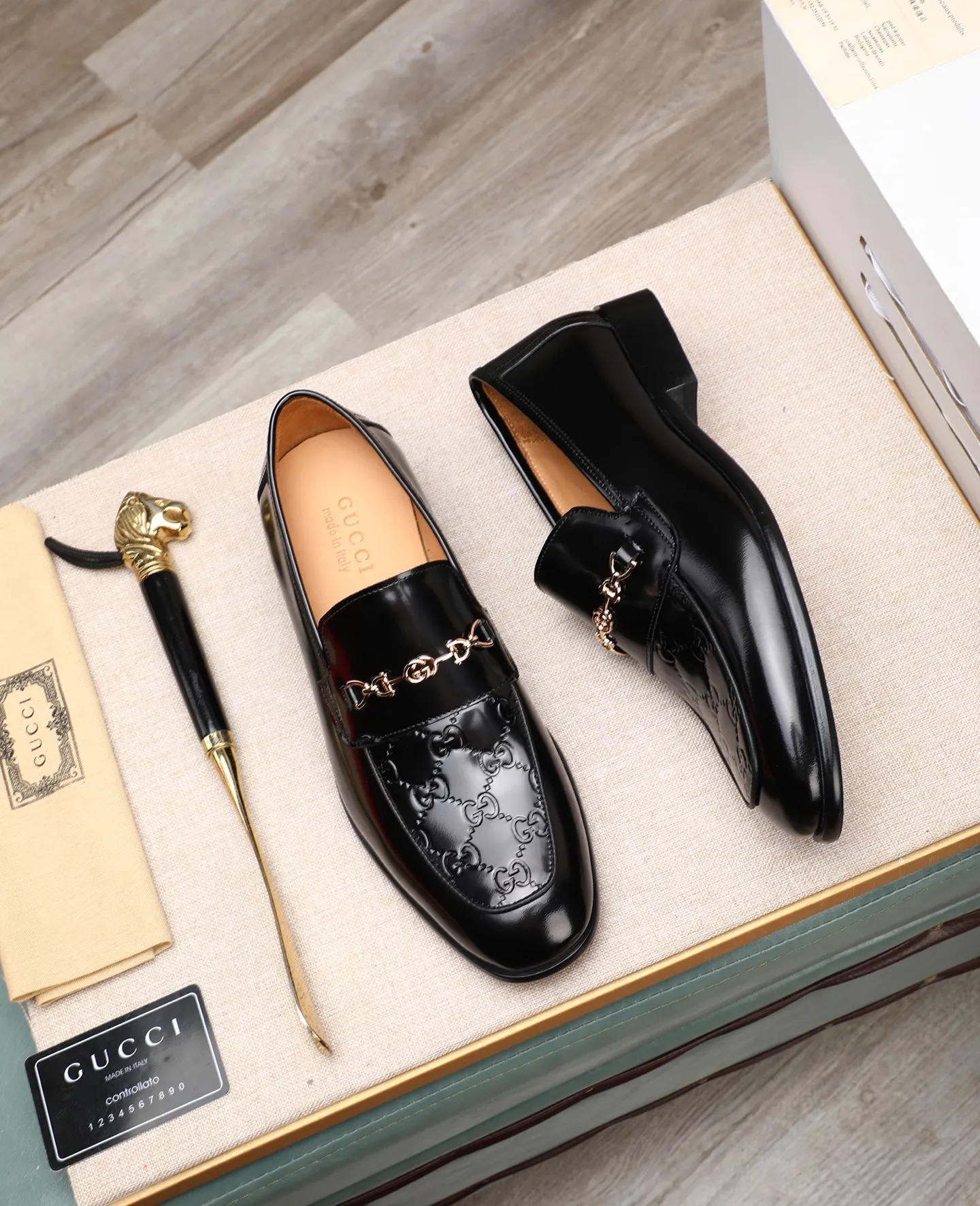 Men's shoes 💰620 📛📛Original version (water-dyed cowhide) Gucci GUCCI official website formal shoes 🌀 Italy 🇮🇹 imported cowhide ➕ top imported water-dyed cowhide lining 💋 fine handmade original bottom, the real thing looks better when photographed in person Standard size 39-44 (38 45 customized)